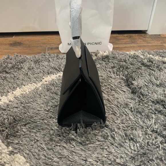 Modern Picnic Mini- chic alternative to the traditional lunchbox - Picture 7 of 7